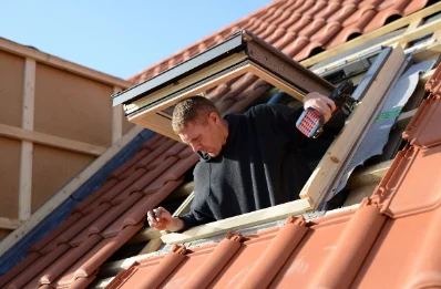 Pose de fenêtres de toit Velux à Harcy